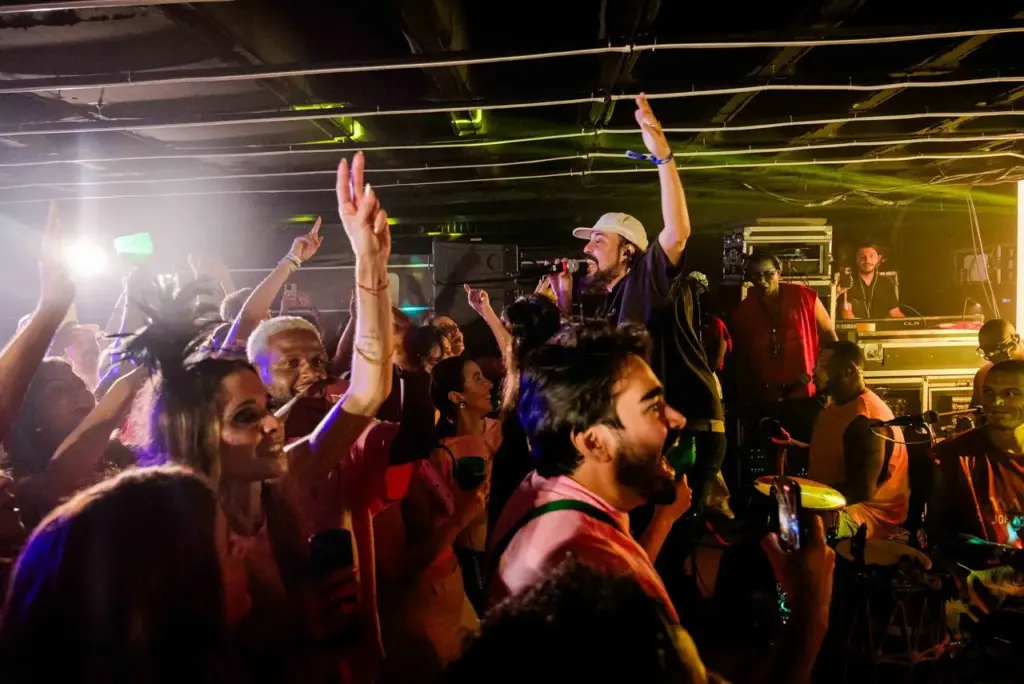 Gabriel o Pensador grava show de 33 anos com Mano Brown, Rael e Jorge Ben Jor 4 Gabriel OPensador no Alma Rio (crédito Renato Wrobel)