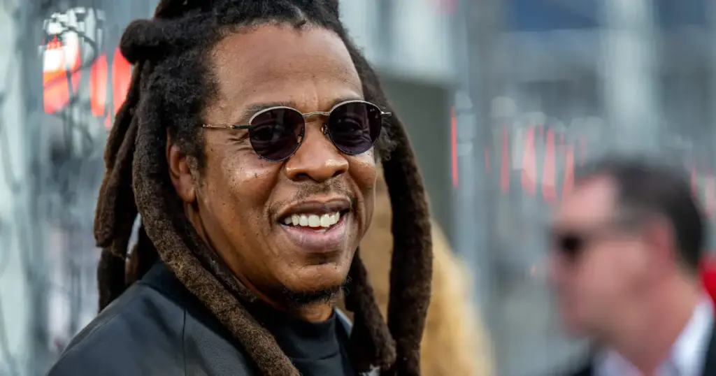 Jay-Z pode ser atração do show do intervalo do Super Bowl 2027, diz site 2 Jay-Z